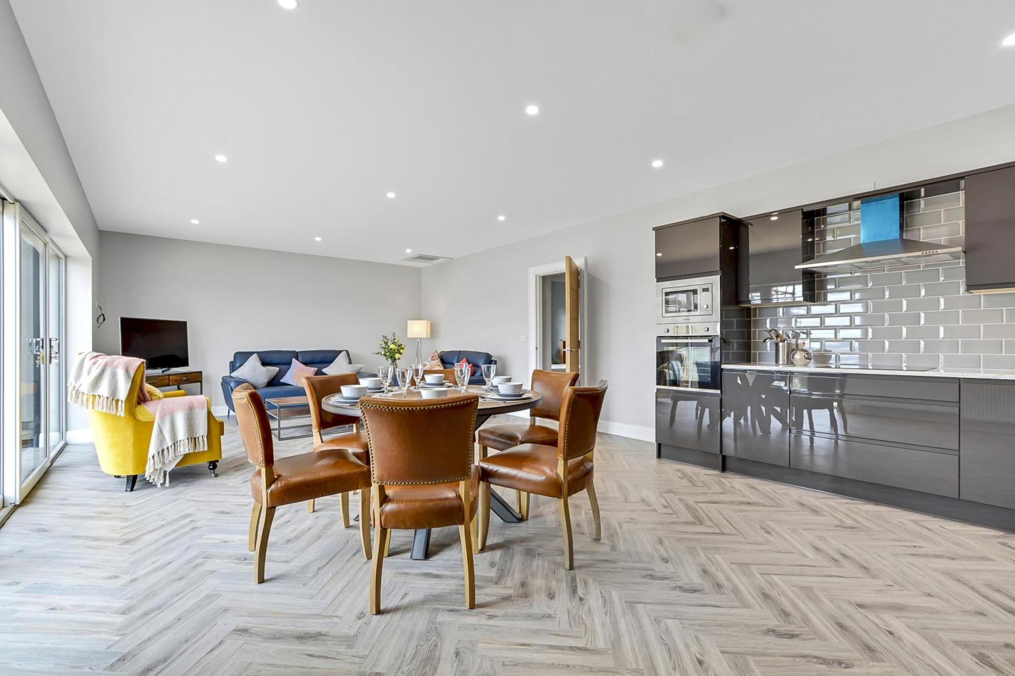 דאונינגס Bayview Luxury 3 Bedroom Apartment First Floor מראה חיצוני תמונה