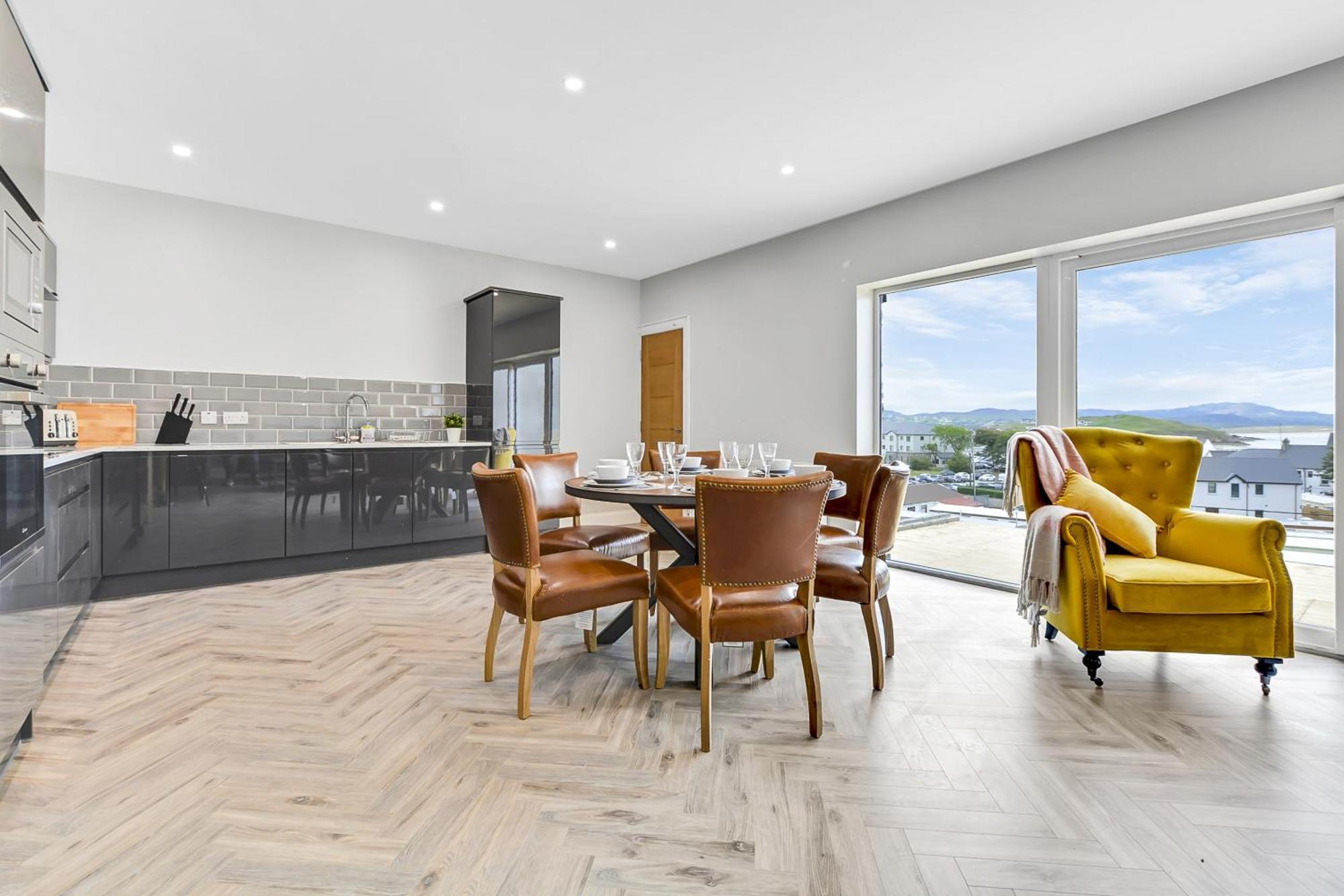 דאונינגס Bayview Luxury 3 Bedroom Apartment First Floor מראה חיצוני תמונה